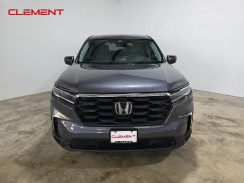 Photos of 2023 Honda Pilot LX for sale in O'Fallon, MO at Clement Ford