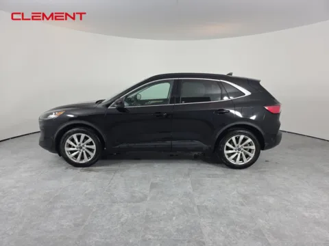 More photos of 2022 Ford Escape Titanium at Clement Ford, MO