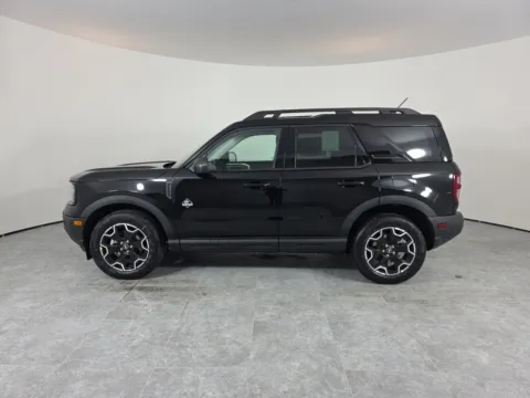 More photos of 2025 Ford Bronco Sport Outer Banks at Clement Ford, MO