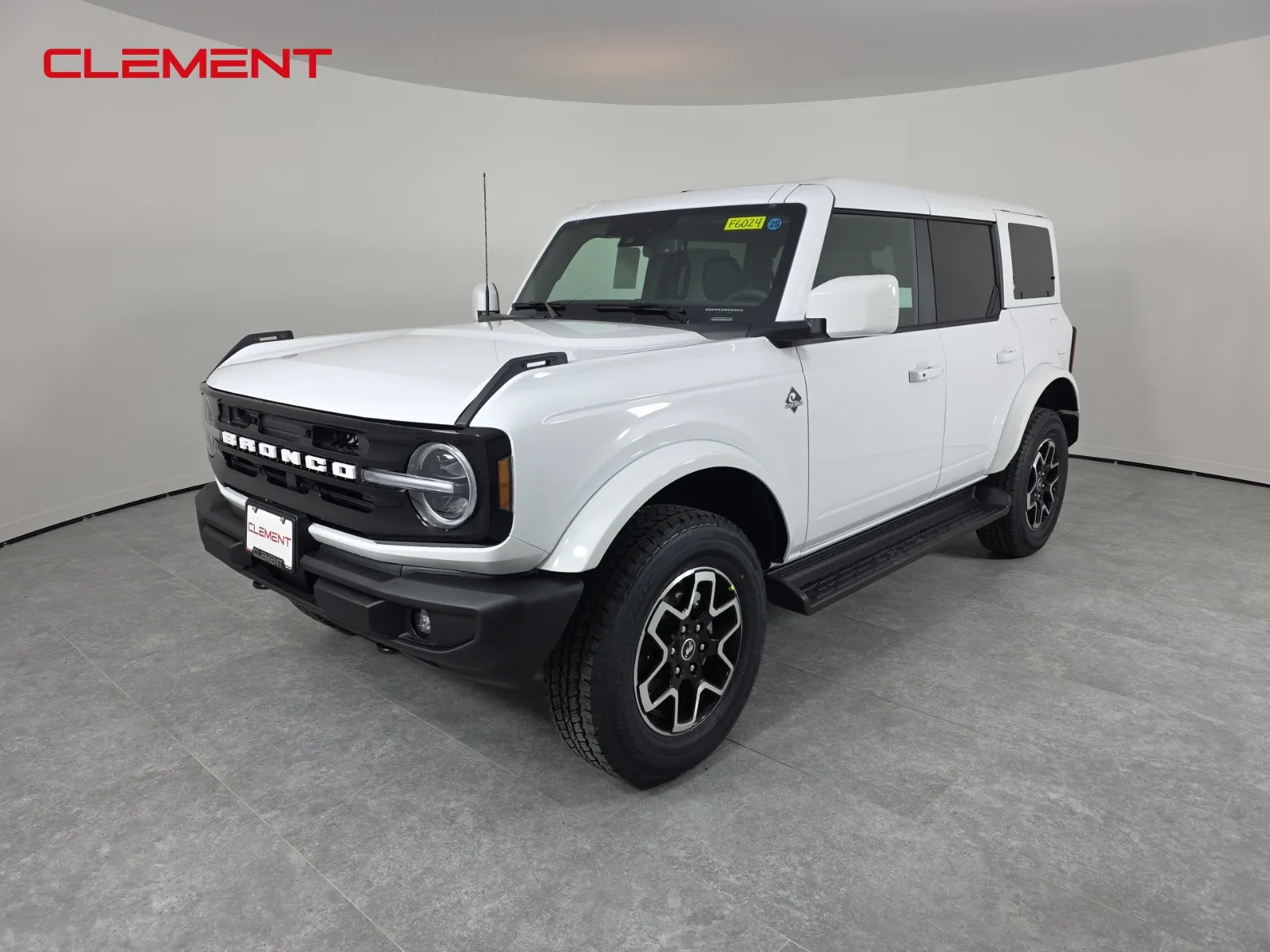 White 2025 Ford Bronco Outer Banks for sale in Wentzville, MO