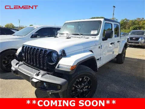 White 2022 Jeep Gladiator Altitude for sale in O'Fallon, MO