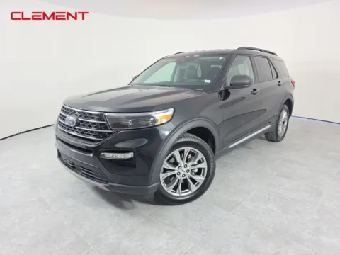 Black 2022 Ford Explorer XLT for sale in Wentzville, MO