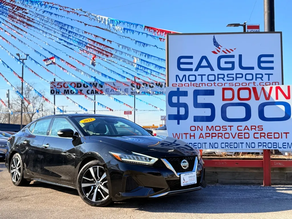 2021 Nissan Maxima SV's photo