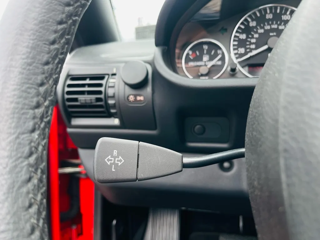 2001 BMW Z3 3.0 - Photo 42