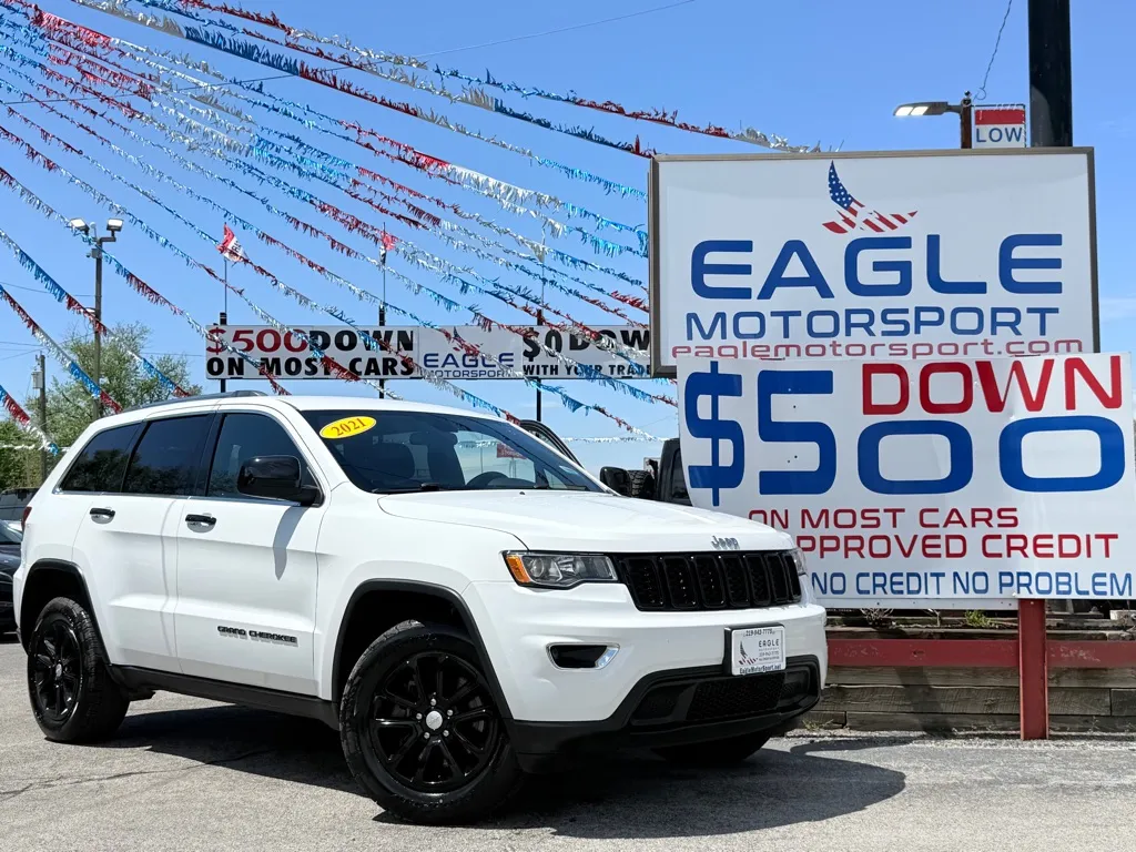 White 2021 JEEP GRAND CHEROKEE LAREDO for sale in Hobart, IN