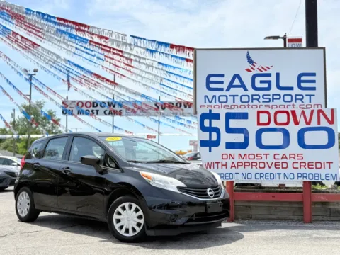 Black 2015 NISSAN VERSA NOTE S for sale in Hobart, IN