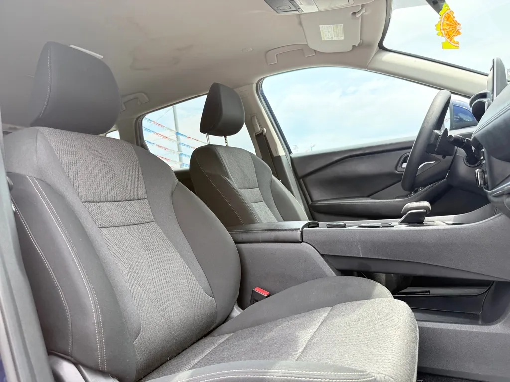 2024 Nissan Rogue SV - Photo 21