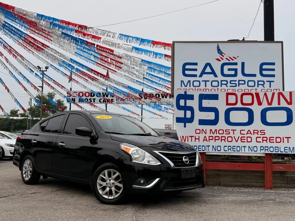 2019 NISSAN VERSA S for sale in Hobart, IN