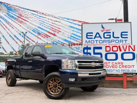 Blue 2011 CHEVROLET SILVERADO 1500 LT for sale in Hobart, IN