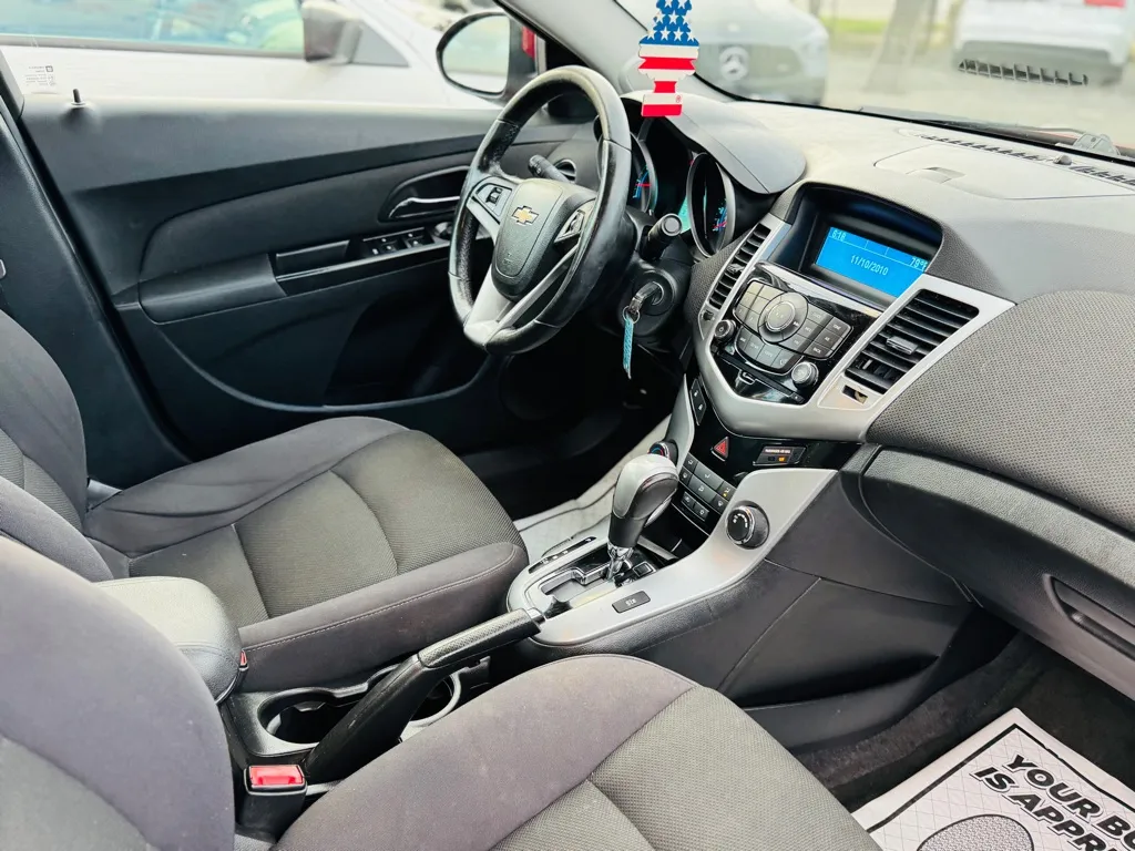 2012 Chevrolet Cruze ECO - Photo 25