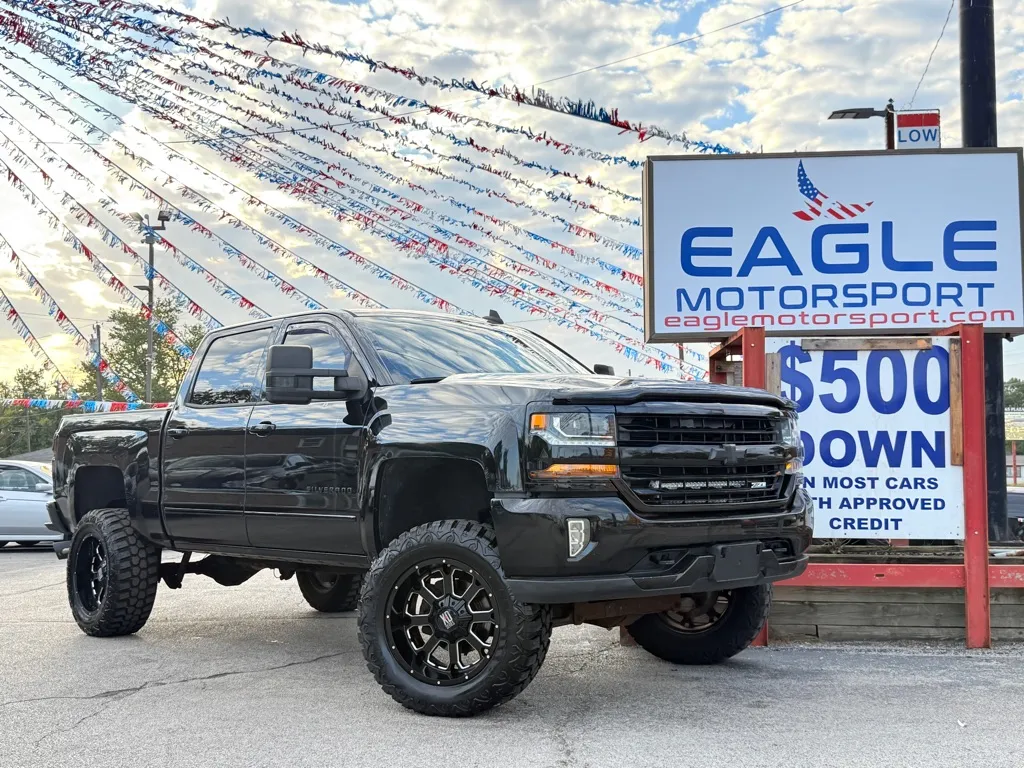 Black 2017 CHEVROLET SILVERADO 1500 LT for sale in Hobart, IN