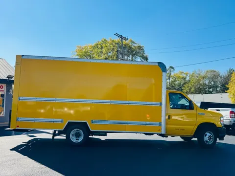 More photos of 2022 FORD E-SERIES E-350 SD at Eagle Motorsport Used Car Dealer Bad Credit Auto Finance Northwest Indiana, IN