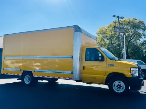 More photos of 2022 FORD E-SERIES E-350 SD at Eagle Motorsport Used Car Dealer Bad Credit Auto Finance Northwest Indiana, IN