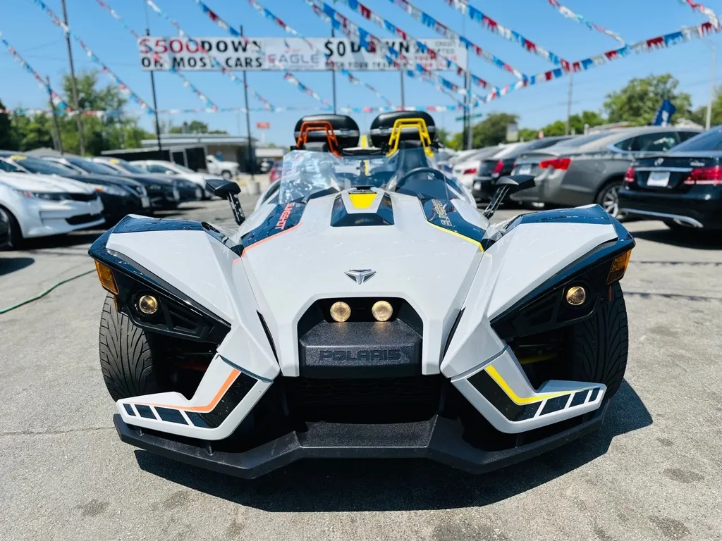 2017 Slingshot Slingshot Open Cab photo 15