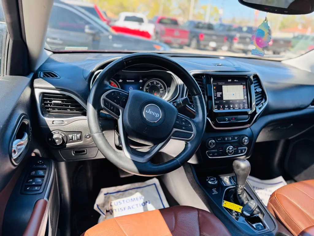 2019 Jeep Cherokee Overland photo 47