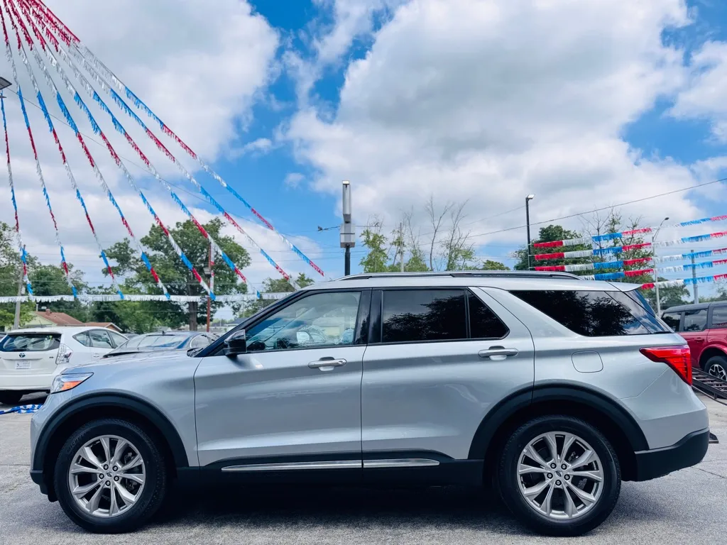 2024 Ford Explorer Limited photo 30