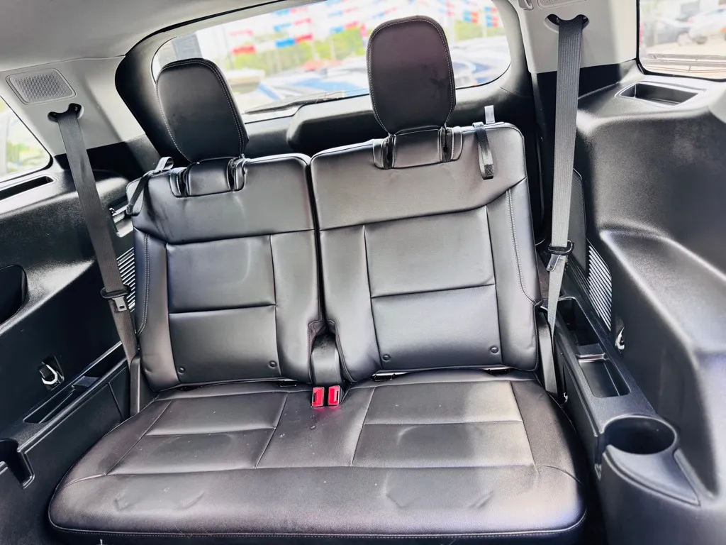 2024 Ford Explorer Limited photo 22