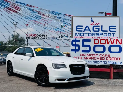 White 2019 CHRYSLER 300 S for sale in Hobart, IN