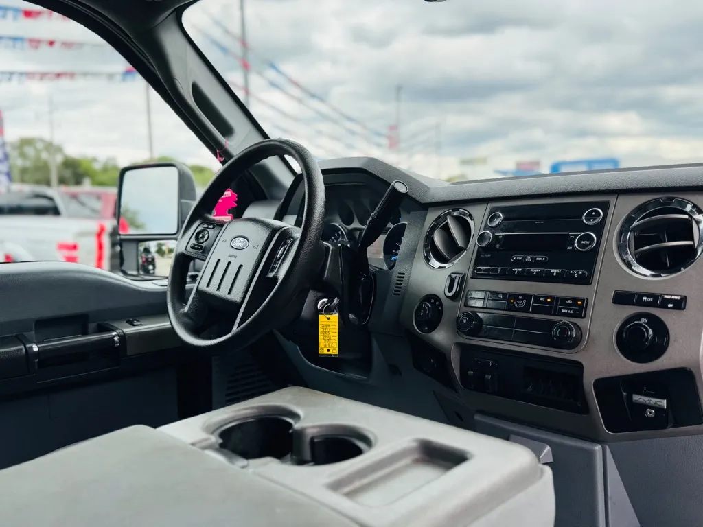 2016 Ford F-250 photo 29