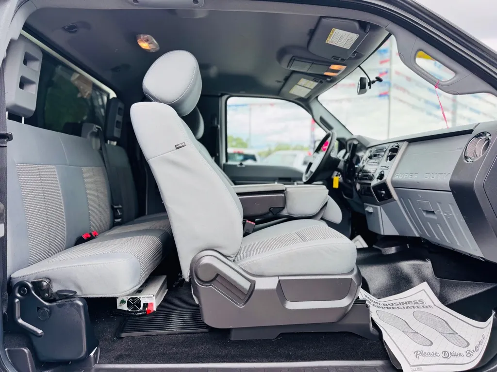 2016 Ford F-250 photo 28
