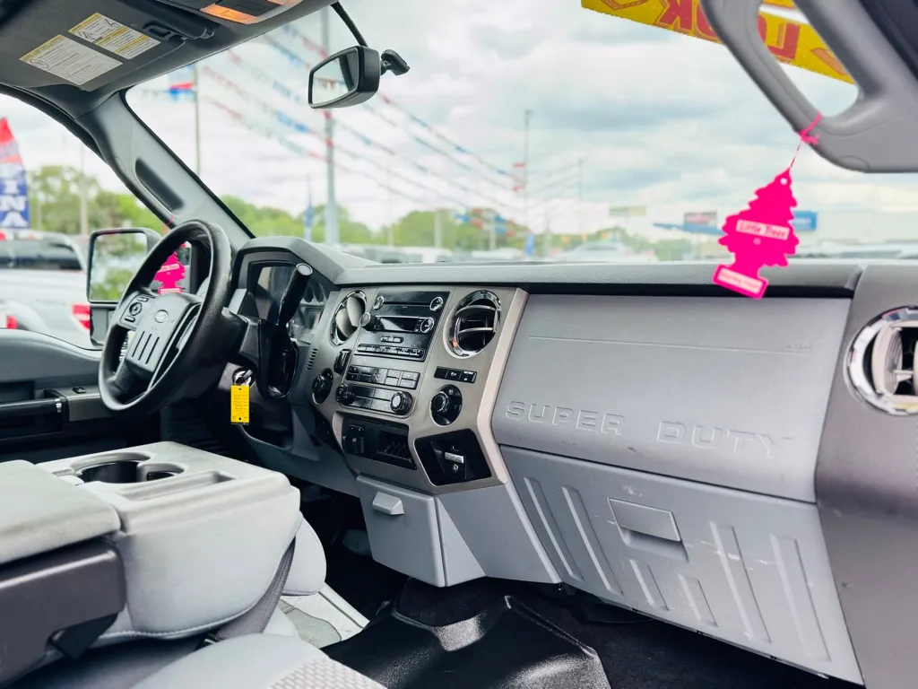 2016 Ford F-250 photo 19