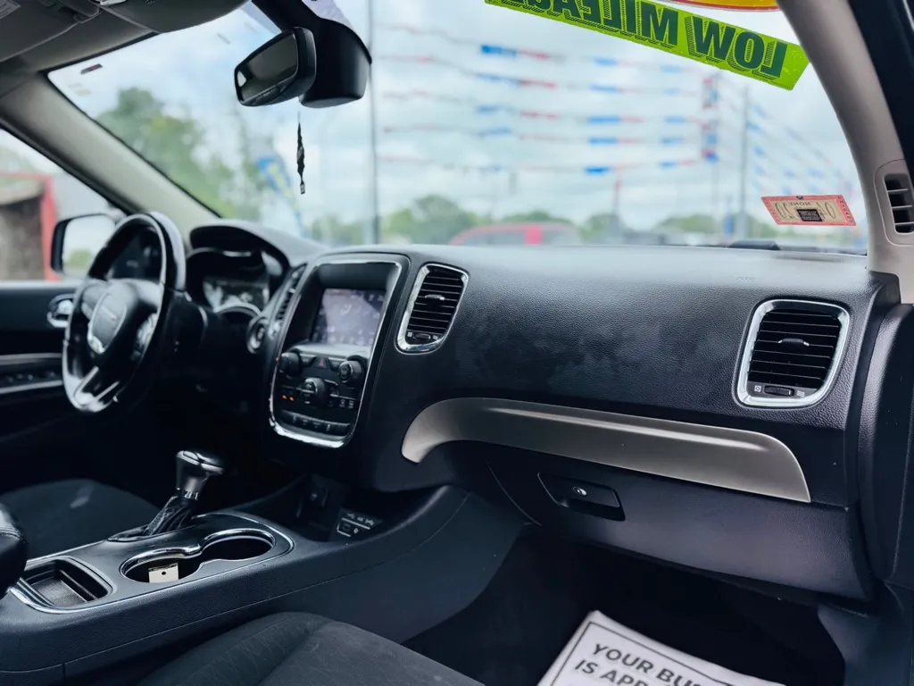 2018 Dodge Durango SXT photo 4