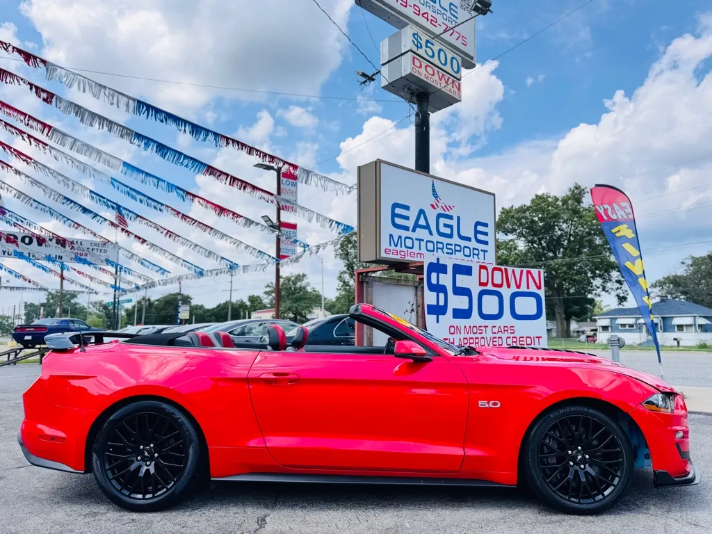 2020 Ford Mustang GT Convertible photo 3