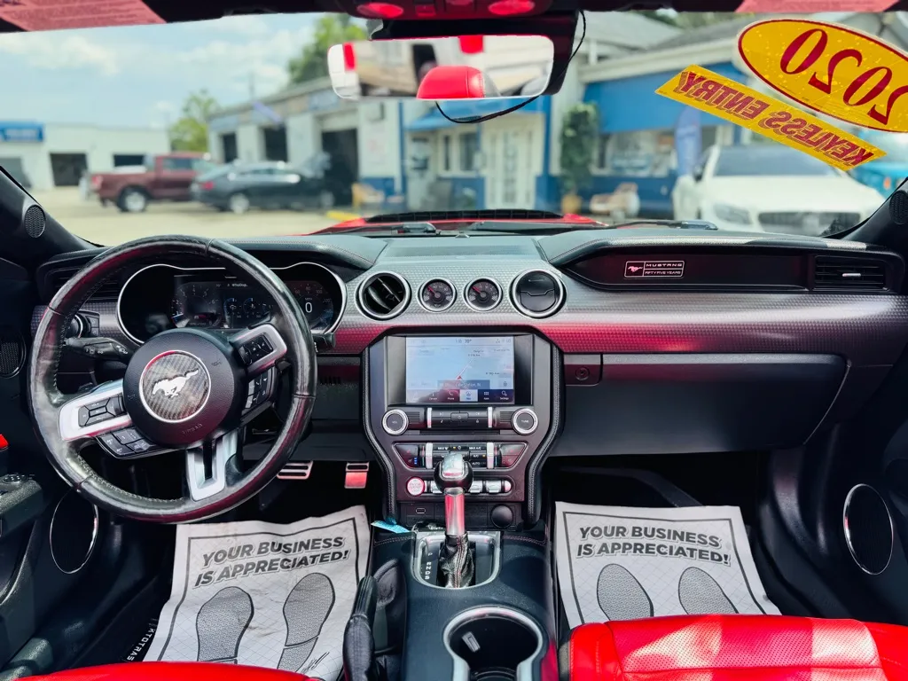 2020 Ford Mustang GT Convertible photo 11