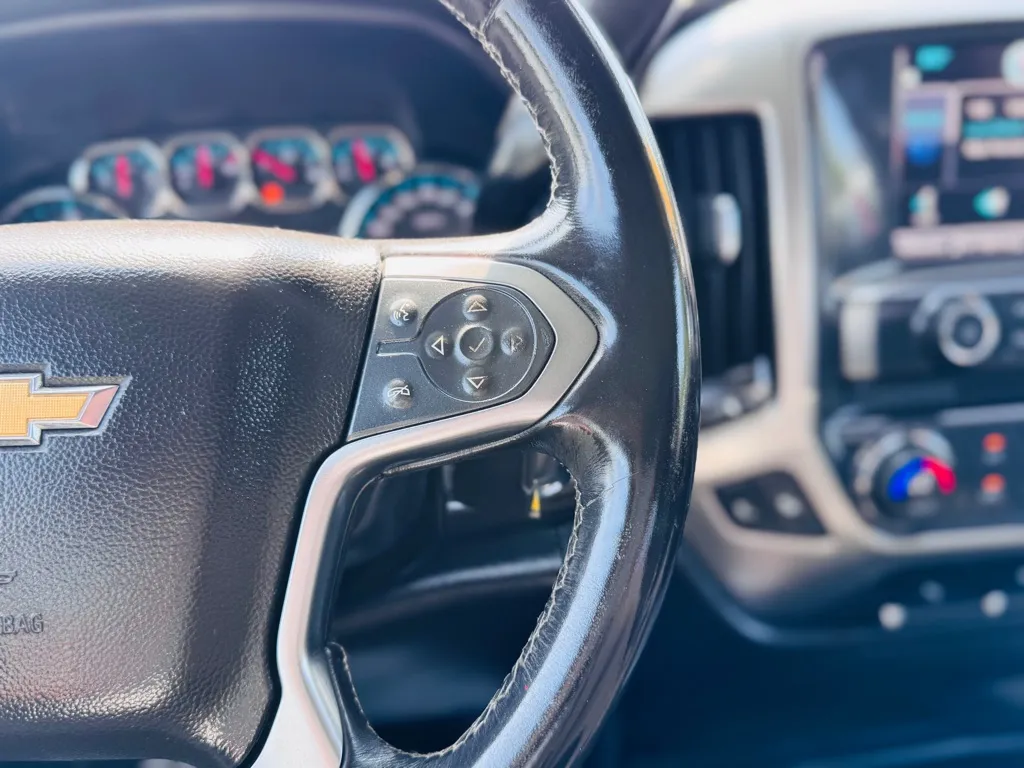 2015 Chevrolet Silverado 1500 LT photo 29