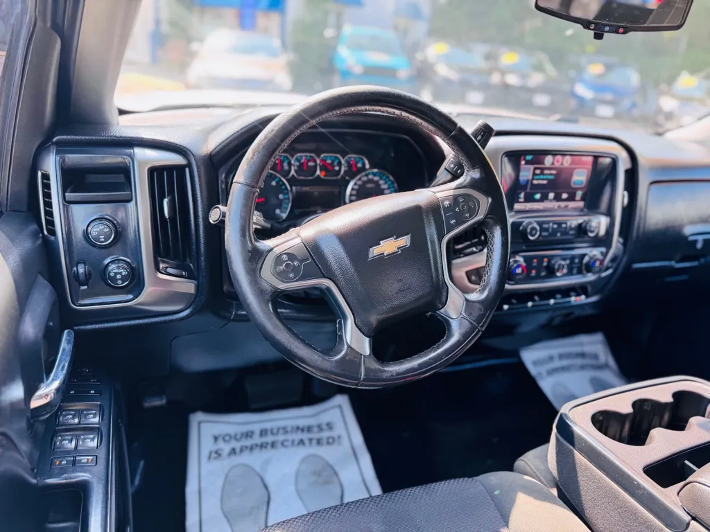 2015 Chevrolet Silverado 1500 LT photo 27