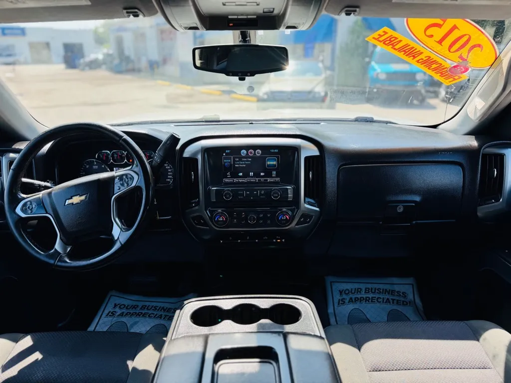 2015 Chevrolet Silverado 1500 LT photo 16