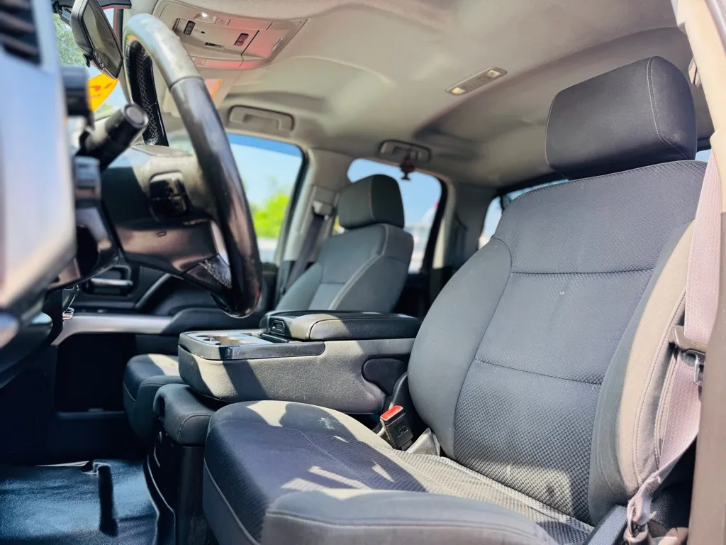2015 Chevrolet Silverado 1500 LT photo 25