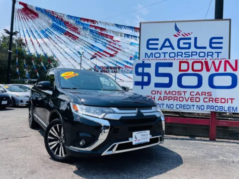 Another view of 2019 MITSUBISHI OUTLANDER SE for sale in Hobart, IN at Eagle Motorsport Used Cars