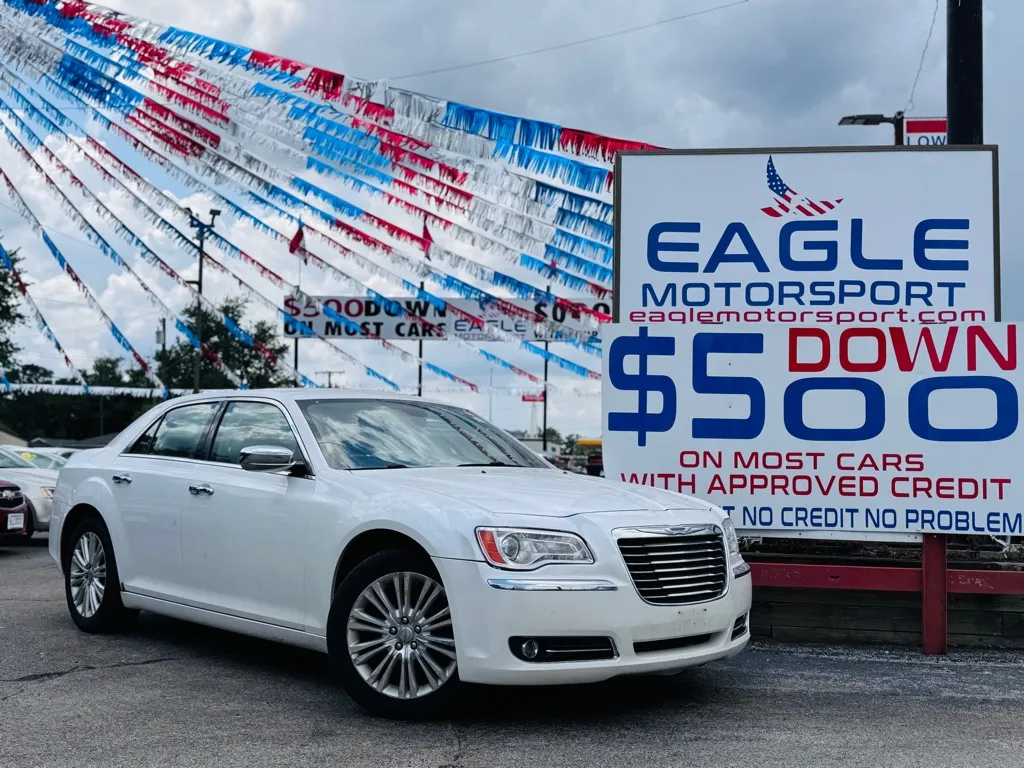 2011 CHRYSLER 300C for sale in Hobart, IN