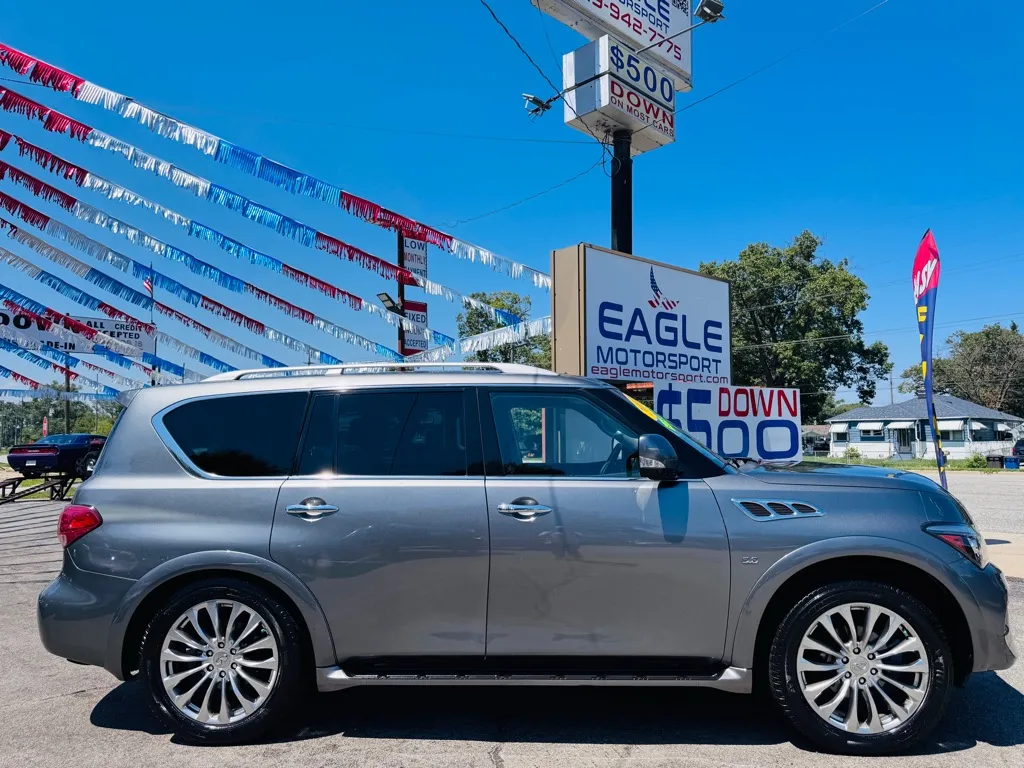 2017 Infiniti QX80 Base photo 39