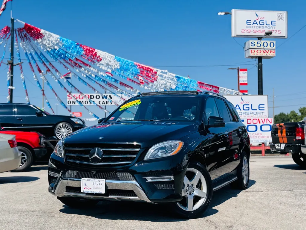 2015 Mercedes Benz ML 400 4MATIC photo 3