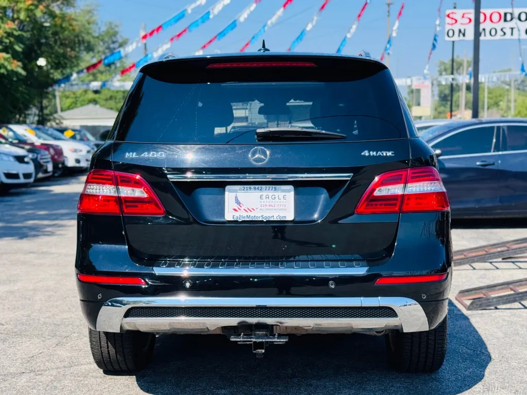 2015 Mercedes Benz ML 400 4MATIC photo 19