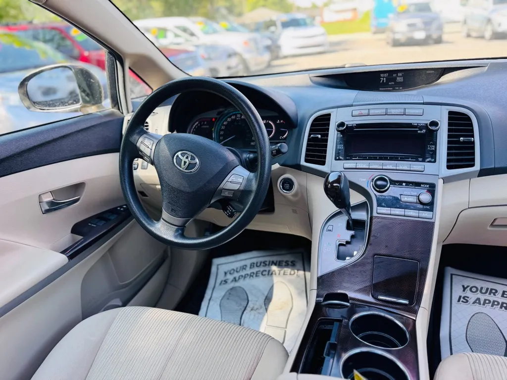 2011 Toyota Venza photo 7