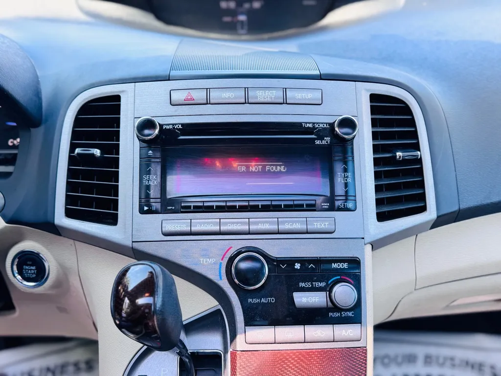 2011 Toyota Venza photo 29