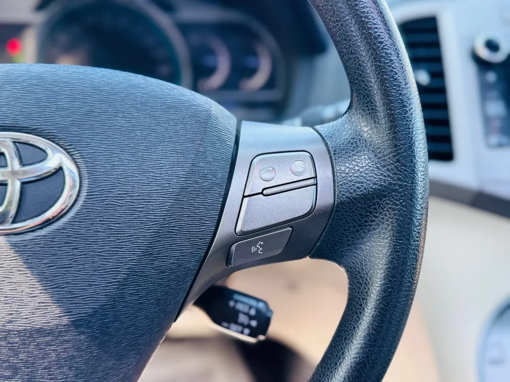 2011 Toyota Venza photo 18