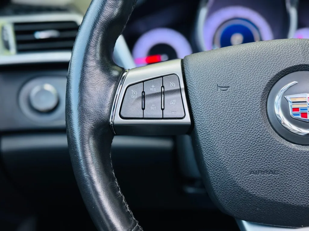 2012 Cadillac SRX Performance photo 22