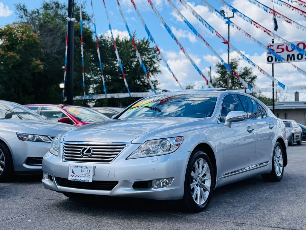 2010 Lexus LS 460 photo 21