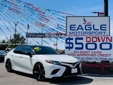 White 2019 TOYOTA CAMRY XSE for sale in Hobart, IN