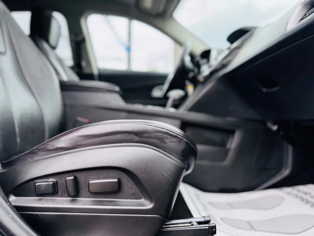 2014 Chevrolet Equinox LTZ photo 32