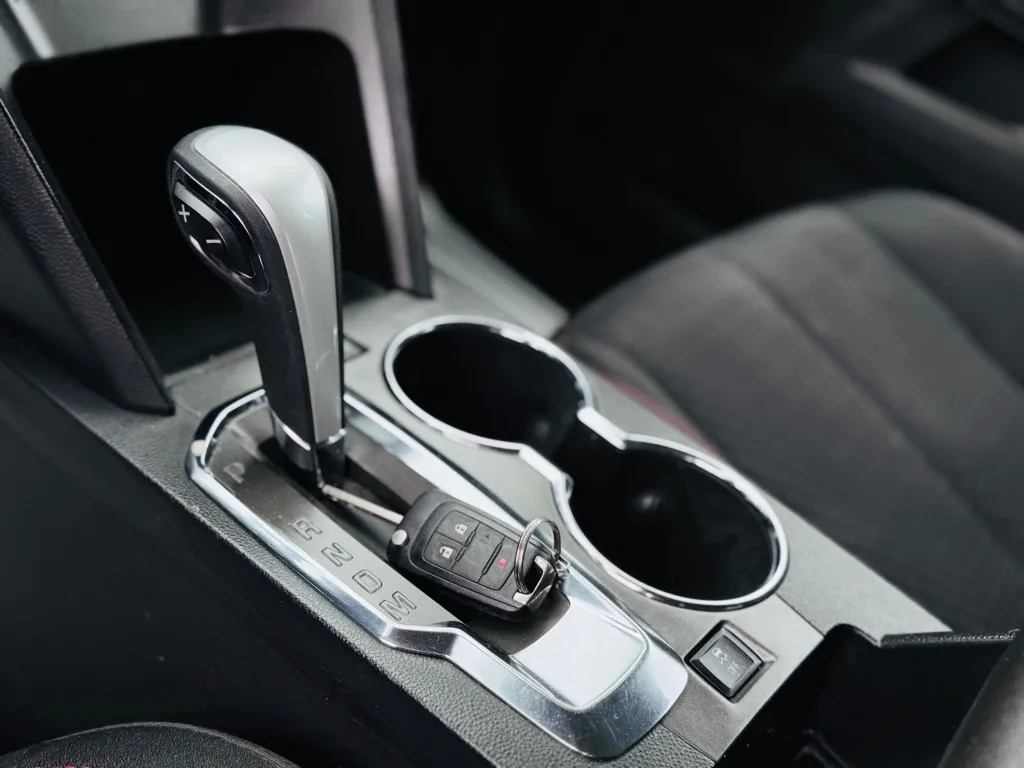 2015 Chevrolet Equinox LS photo 19