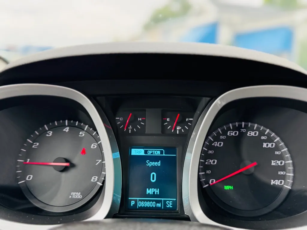 2015 Chevrolet Equinox LS photo 18