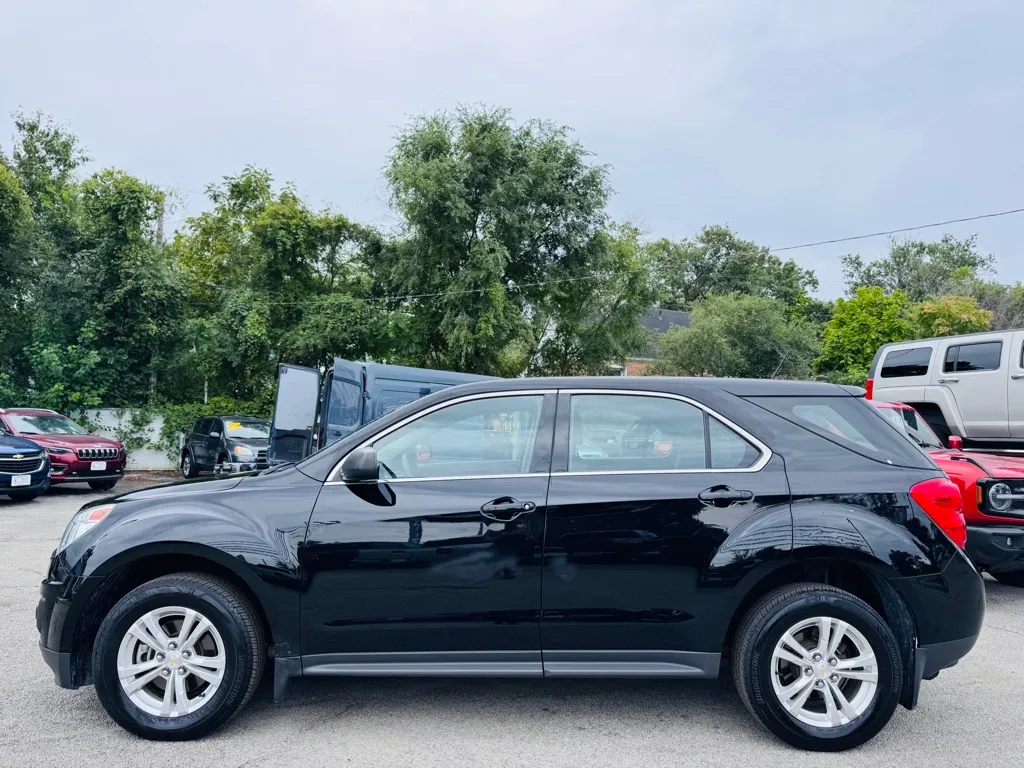 2015 Chevrolet Equinox LS photo 4