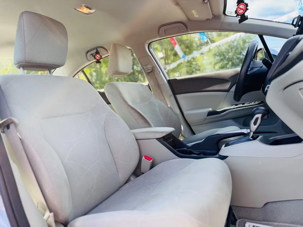 2012 Honda Civic LX photo 22