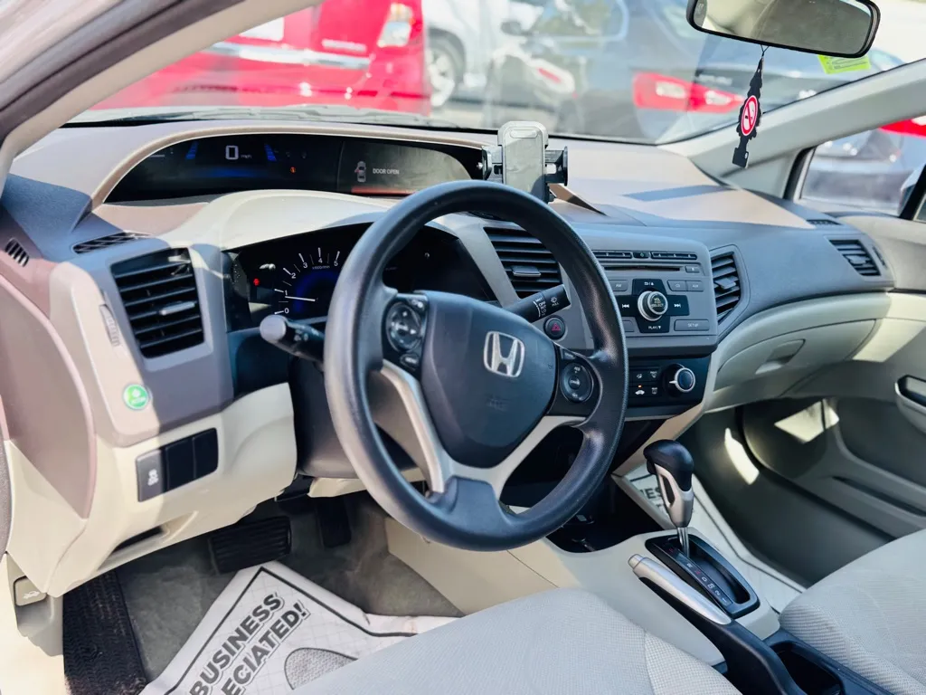 2012 Honda Civic LX photo 2