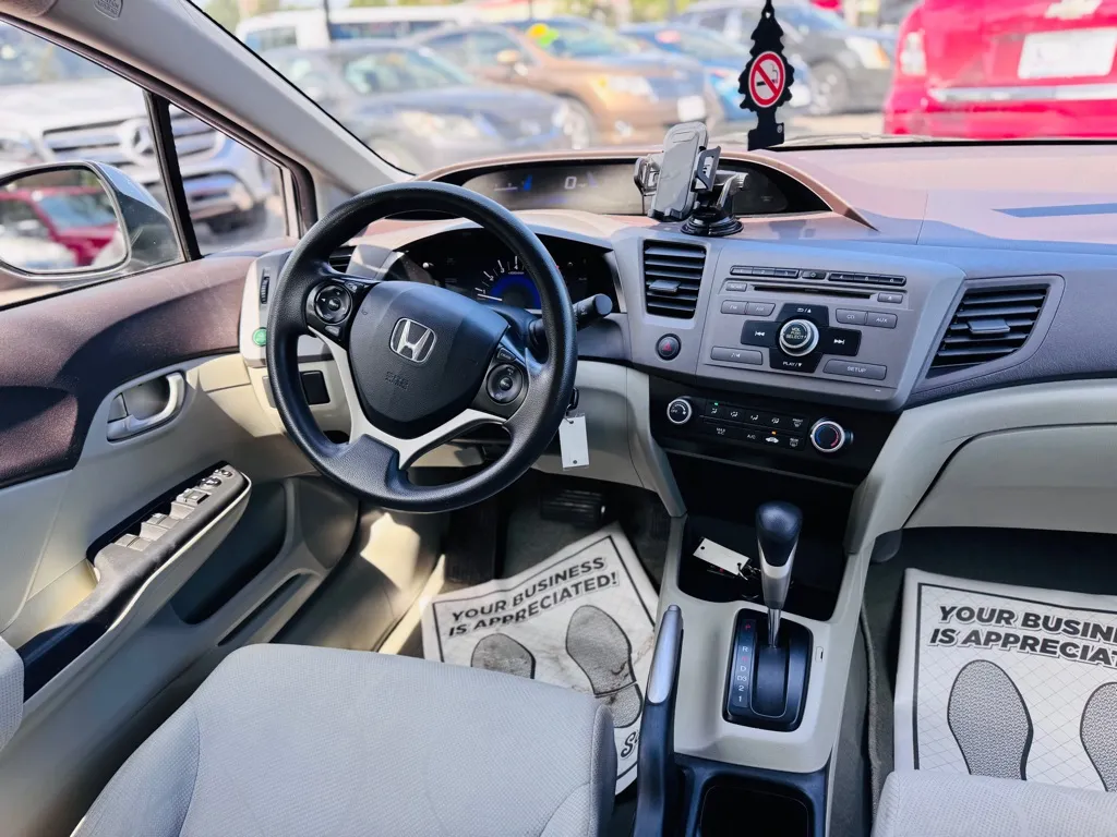 2012 Honda Civic LX photo 5